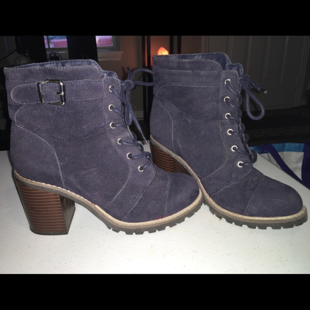 Shoedazzle “Janey” Boots